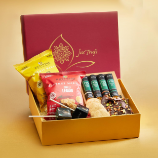 Jus'trufs Sugarfree I Vegan I Gluten free I Superfoods Hamper- 415 gms