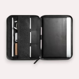 Daily Object Urbane Tech Folio- Black