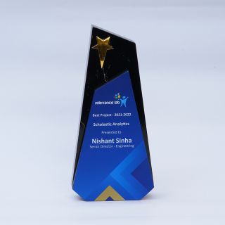 Leo Trophy-Black with Gold