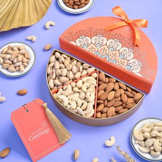Raw Fruit Moon Box Dry Fruits